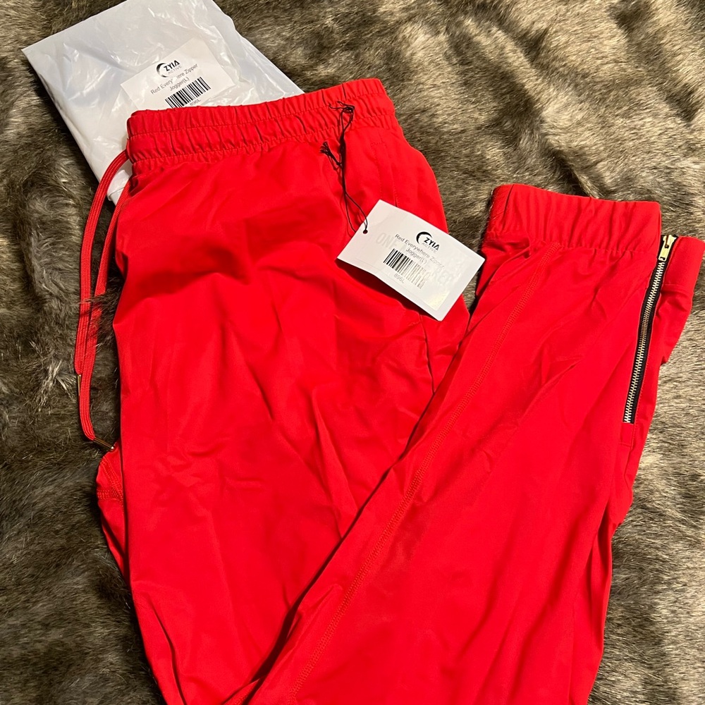 Zyia Women’s Red Everywhere Zipper Joggers
